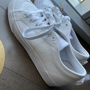 Adidas Nizza Trefoil shoes